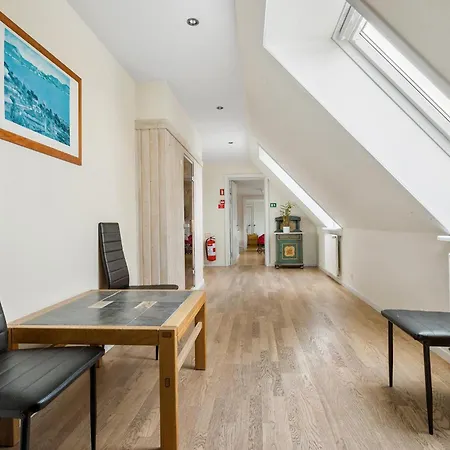 Pet Friendly In With Kitchen Holiday home *
